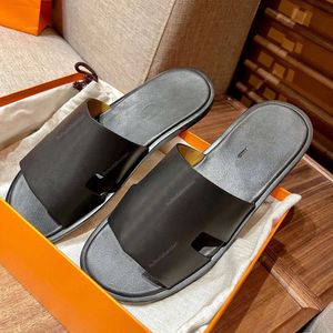 Taglia 35-42 sandali izmir estate nuovo stile tacco piatto Slippista vera pelle designer di lusso di lusso scivolo casual balchetto da spiaggia da donna maschile mulo sandale loafer box regalo