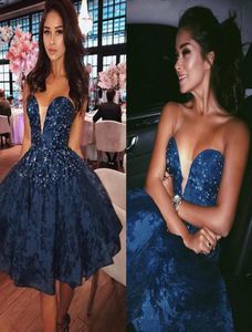 Navy Blue Lace Short Prom Dresses Sweetheart Sequins Beaded Knee Length Ball Gown Party Dresses Homecoming Dresses Zipper Up9728975