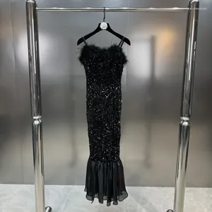 Casual Dresses PREPOMP 2024 Spring Collection Sleeveless Faux Fur Collar Sequins Black Fishtail Long Dress Women GP414