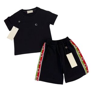 Luxus Kids Clothing Sets Summer Boys Girls Brief bedruckt Kurzarm T-Shirt zweiteilige Designer-Marke Kinder 90 cm 150 cm C05