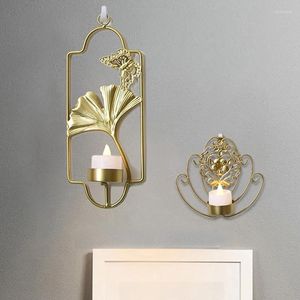 Candle Holders Iron Wall-mounted Holder Creative Retro Ginkgo Leaf Decorative Candlestick Romantic Wedding Props Simple Style