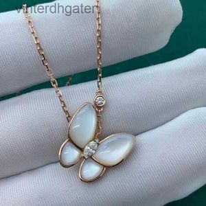 High End Vancelfe Brand Designer Necklace Seiko White Fritillaria Butterfly Necklace for Women 18k Rose Gold Lock Chain Trendy Designer Brand Jewelry