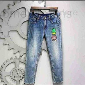Męski projektant dżinsów 2024 Elastyczny, miękki, wygodne przycięte spodnie Średni cienki materiał 0o22 LKGD