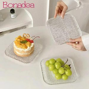Plates Creative Engraved Glasses Tray Dessert Fruit Cake Plate Transparent Glass Salad Restaurant Kitchen Accessories