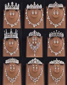 Brudsmycken sätter pärltiaror och kronor halsband och örhängen sätter huvud bröllop smycken kung drottning prinsessan krona kvinnor parti7021117