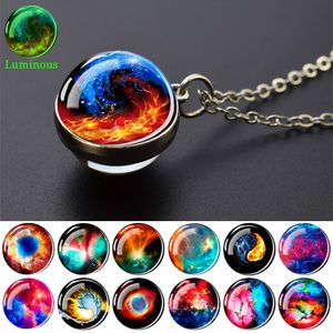 Luminöser Nebel Halsketten Eisfeuer Aurora Glassball Anhängerketten Halskette Frauen Männer im dunklen Planeten Galaxy Jewelry glühen