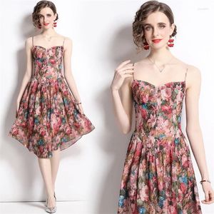 Casual Dresses Small Sexy French Romantic Floral Tunic Bodycon Ruched Knee Lengh Summer Sweet Chiffon Camisoles Spaghetti Strap Vestido