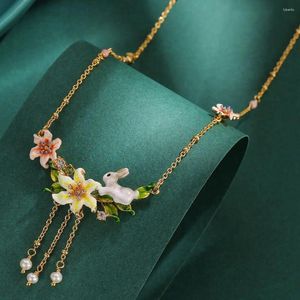 Catene designer originale marca di marca fatta a mano in smalta serie di animali Clavicle Chain World World Fashion Flowers Flowers Explosion