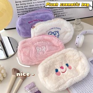 Depolama Çantaları Kawaii Peluş Kozmetik Çanta Makyaj Sevimli İşlemeli Zip Organizatör Kore Seyahat Büyük Kapasite