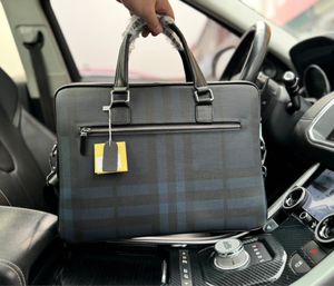 Luxurys Men Business Portcase Axel Randig Kontrollera handväska Datorväska äkta läder 7a Kvalitet Handväskor Tote Postman Bag Messenger Bag Laptop Bag