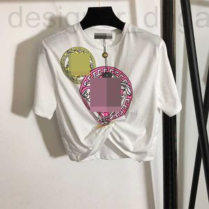 Frauen T-Shirt Designer 2024 Nanyou Frühling/Sommer Neue Medusa-Porträtdruck Pin Taille Kurzfilm Open Navel T-Shirt 5q8d