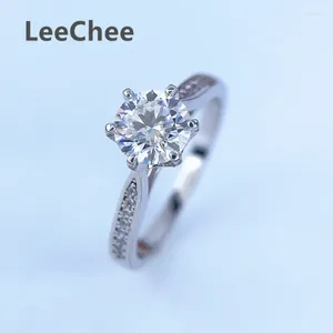 Кластерные кольца 0,5CT 1CT 1CT MOISSANITE RING для женщин -годовщина Подарок Реал 925 Серебряный серебро VVS 5 мм 6,5 мм лабораторный бриллиант