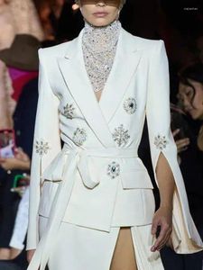 Abiti da donna est moda 2024 giacca designer a fessura manica di strass diamanti perline blazer con cintura