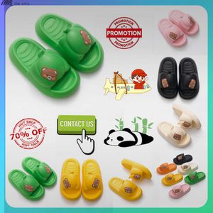 Designer Flat Little Bear Sliders Slides Sandals tofflor för män Kvinnor Anti Slip Wear Light Weight Breattable Low Cut Super Soft Unisex Pool Storlek 35-46