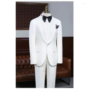 Ternos masculinos luxuosos homens brancos xale lapela única um botão elegante vestido de baile de peças de 2 peças de jaqueta de 2 peças alfaiate feito com roupas masculinas
