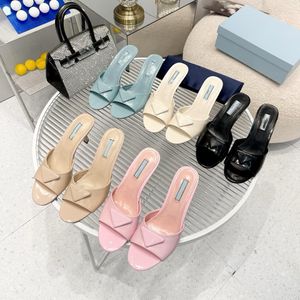 Designerschuhe Frauenschuhe Samt Schuhe Sandale Hochzeitsschuhe Flachboden Pantoffeln Scharfe spitze dreieckige Knopf formelle Sandale modisch hochhackig Slipper