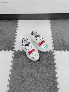 New baby Sneakers Colorful cartoon letter printing kids shoes Size 26-35 Box protection girls Casual board shoes boys shoes 24April