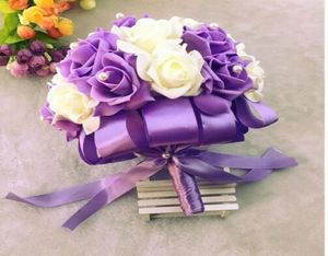 Buquê de casamento de noiva vermelho rosa roxo Decoração de casamento colorido Decoração artificial de dama de honra Flores de flores Biades segurando flores2939272