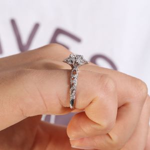 Forma del fiocco di neve 0,824CT VS1 CVD HPHT LAB coltivato Real Diamond Anniversary Daily Rings for Couples Regalo