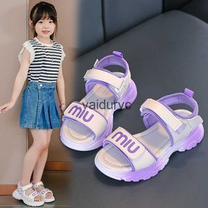 Sandals Girls 2024 New Soft Sole Sports Beach Shoes Summer Midsize Big Boy Frasnable Pink Princess Childrens H240411