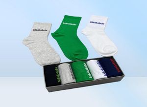 2022 Designer Mens Womens Socks Cinque paia Luxe Sports Inverno Mesh Lettera Stampato Camitine Cotton Man con Box3522299