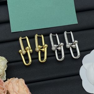 2024 Design High-end Sense Stud Earrings For Women Asymmetrical Metal Letter Warrings Light Luxury Aocialite Heavy Industry Earrings New Female Silver Jewelry