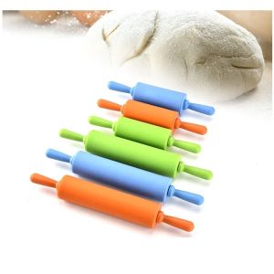 Non-stick Fondant Rolling Pin for Kids Fondant Cake Dough Roller Decorating Cake Roller Crafts Baking Cooking Tool Color Random