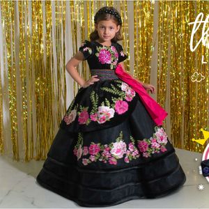 Mini Quinceanera Black Abiti da ballo messicano Appliques Appliques Flower Girl Dresss for Weddings Charro Pageant Dresses baby