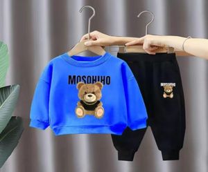 2022 Nowe zestawy dla niemowląt garnituru Men039s i Women039S Spring and Autumn Bear Wzór wielokolorowy Cute Casual Wear6824016