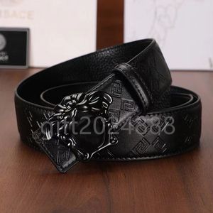 Belt with Medusa Buckle Men Designer Versao belt Classic Business Casual Belt Wholesale Waistband belts for women designer Metal