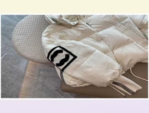 女性のデザイナーダウンジャケット秋と冬の女性パフジャケットコート刺繍Cラペルフード付きジッパーカジュアルショートSmal3212045
