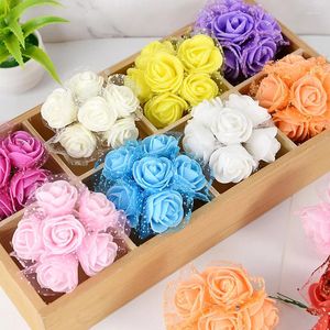 Dekorative Blumen 36/72pcs 3,5 cm Mini Schaum Rosenkopf mit Spitze künstlicher Seidenblume für Hochzeitsbraut Bouquet DIY Wrack Dekoration Fälscht