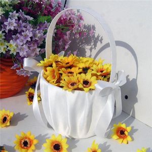 Vases Elegant Wedding Flower Girl Basket White Cute Satin Holder Ring Pillow Storage For Party Decoration