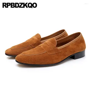 Scarpe casual europea marchio classico in stile britannico maschile in pelle scamosciata in pelle scamosciata di lusso per le feste di alta qualità Slip sulla passerella