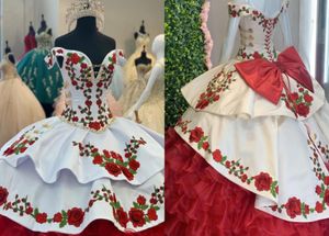 ファッションの赤と白の花の花がフリルのキンカネラドレス深いvネックオフ肩サテンオーガンザロングウエディングイブニングドレス2169979