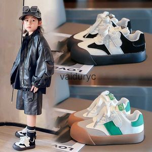 Sneakers 2024 Spring Childrens New Sports Shoes Korean Edition Lightweight Board for Boys and Girls Breathable Casual H240411