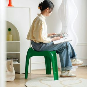INS Nordic Creative Low Stools Modernes einfaches Wohnzimmer stapelbares multifunktionales Sofa-Kaffeetische Chic Design