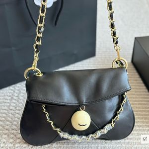 Vintage Table Tennis Bag Fashion Womens Shoulder Bag Calfskin Pearl Cc Buckle Luxury Handbag Underarm Bag Makeup Bag Matelasse Chain Crossbody Bags Wallet 26cm