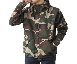 Fallbrand Harajuku Skateboard Sport Camouflage Outdoor Jacken Männer Kausale Kapuze Camping Outdoor Coat Fashion Camo Herren Kleidung 4800202