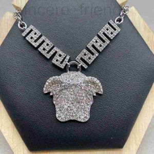 Pendant Necklaces designer Hot new, necklace, silver zircon carved portrait pendant fashion luxury jewelry, wedding, party, banquet, high quality gifts, wholesale NNKE