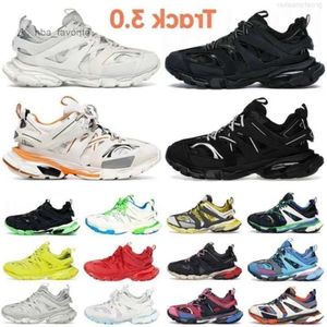 Direct Factory Sale New Fashion Womens Shoes Track 3.0 Luxury Trainers Triple s Black White Pink for Man Drop Shipp