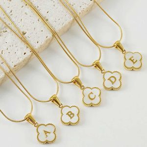 Hänghalsband SNQP rostfritt stål hänge med initial bokstav Lucky Clover Shell Gold Color Halsband för kvinnor smycken gåva 240410