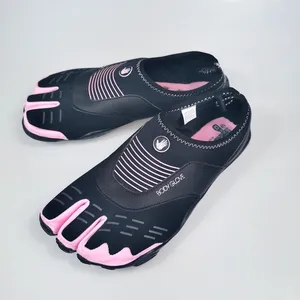 Sapatos casuais Água de natação feminina Sandálias de praia ao ar livre descalças Drifting plus size tênis de mergulho marítimo do mar de rio