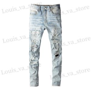 Mäns jeans män kristallhål rippade lapptäcke jeans strtwear ljusblå denim smal mager blyertsbyxor byxor t240411