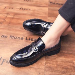 Casual Shoes 2024 Loafers Men Кожаный на открытом воздухе на моде итальянский бизнес Moccasins Business