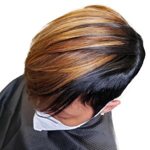 Kort honung blondin ombre färg brasilianskt mänskligt hår bob peruk med lugg pixie klippt raka non spets fram peruker för kvinnor2142726