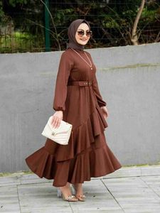 Basic Casual Dresses Eid Party Slim Pleated Abaya Womens Modest Casual Long Dress Kaftan Trkiye Dubai Islamic Arab Robe Kaftan Vistados Ramadan C240411