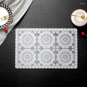 Table Mats European Style Rectangular Placemats Pvc Anti-oil Flower Hollow Dining Pad Kitchen Non-slip Coffee Decor Mat