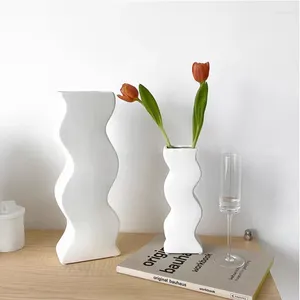 Wazony Nordic Curve Ceramic Flower Wazon Hydroponiczny garnek stołowy Fala Kształt Dekoracja stolika dla kwiatów