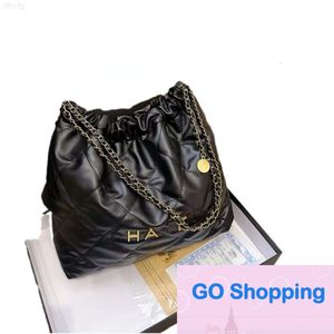 Quality American Bag Tote Oil Wax Leather Large Capacity Chain Shopping Diamond Pattern